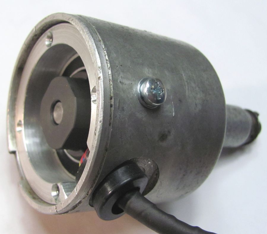 Powerdynamo, Zündung für Panhard PL17 Verteiler